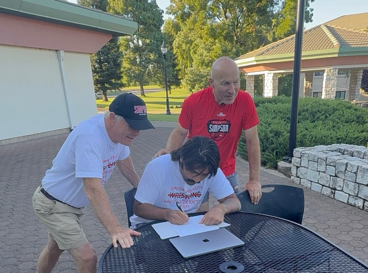 GodawgnationC's tweet image. 2025 Sr. Kaleb White signed his full ride scholarship to wrestle at Simpson University in Redding, CA. He makes the 4th wrestler this year who is going to college to compete at the next level. Congratulations Kaleb!