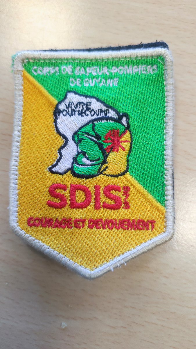 rvalsecchi36's tweet photo. 25 juillet, la 🚀 VEGA-C #VV27 met sur orbite les2️⃣🛰️ @Arianespace @ESACNES
✅ #COD3D
Modélise 🌎 en 3️⃣D
Science, Sécurité civile, Défense, amenag territoire
✅ #Microcarb
Mieux comprendre les écosystèmes dans cycle carbone, le climat
🧑🚒@Sdis973 🚒présents😉 https://t.co/kRYvpxXMdZ