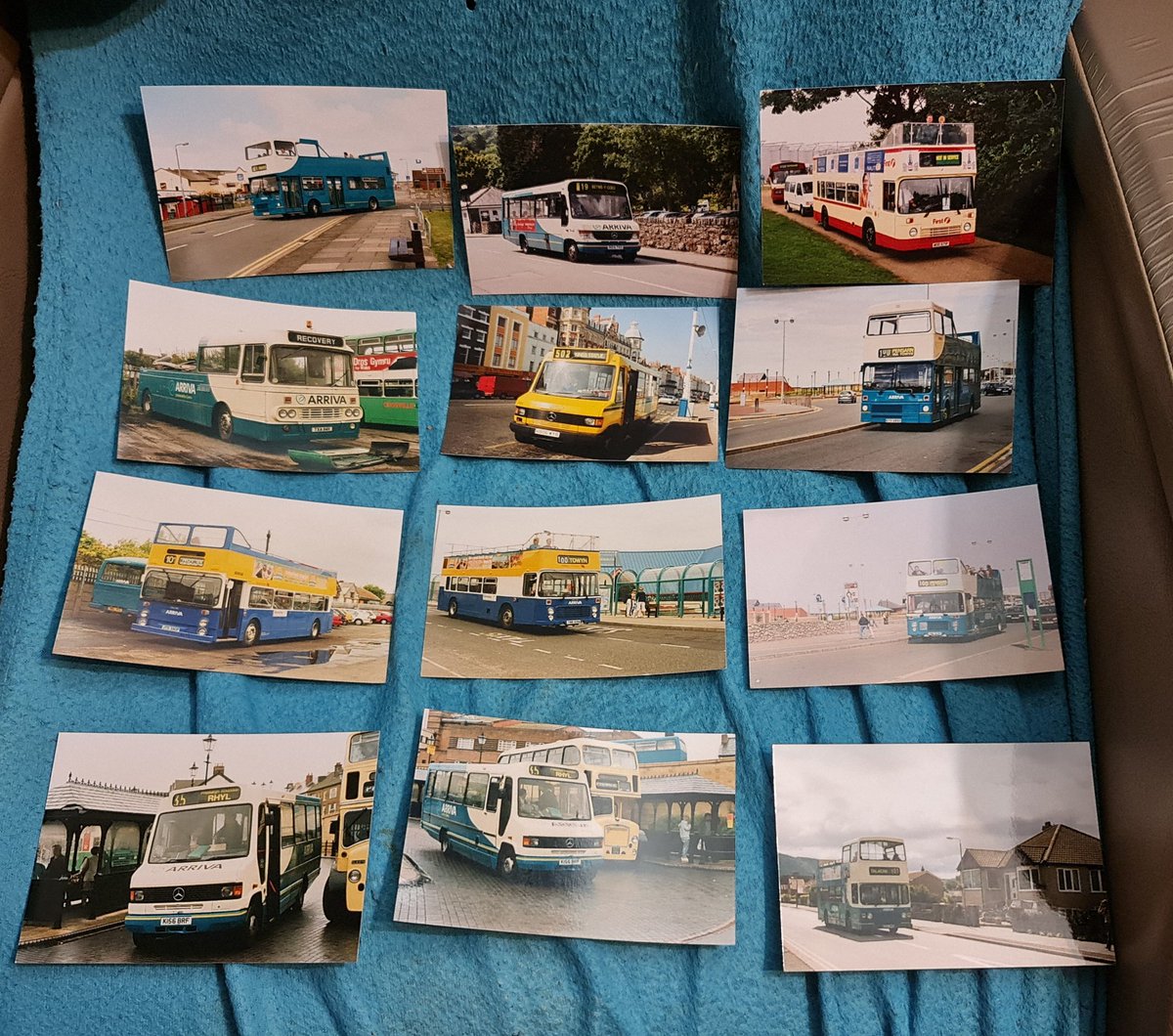 Shaun__92's tweet photo. My Purchases from Sandtoft Trolleybus Museum - Gathering 2025 #sandtofttrolleybusmuseum #dolrs #britishtrolleybussociety #nationaltrolleybusassociation #firstwestyorkshire #firstleeds #leedselectric #vhs #busmodels #lincolnshireroadcar #maidstonetrolleybus 27/07/25 https://t.co/wtC6gwYvoF