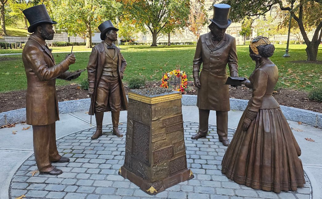 The latest episode of <a href="/HBO/">HBO</a>'s Gilded Age has an appearance of suffragist,
Frances Ellen Watkins Harper.
She has a statue in the  'A Gathering At The Crossroads' Monument on the grounds of the State Capitol in Harrisburg, PA.
maps.app.goo.gl/HANDnFuY4yjCV4…