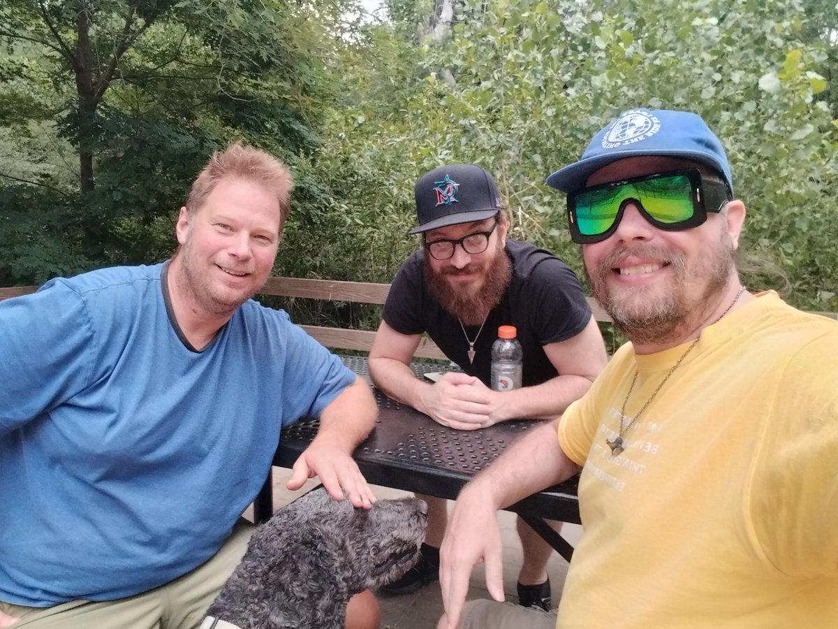 Manifestable's tweet image. Just hangin with the boys!