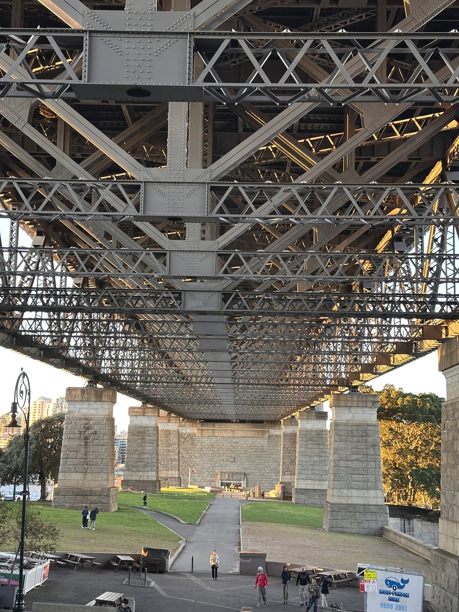 a_this_guy's tweet photo. #Sydney https://t.co/NhjxU0aYMX