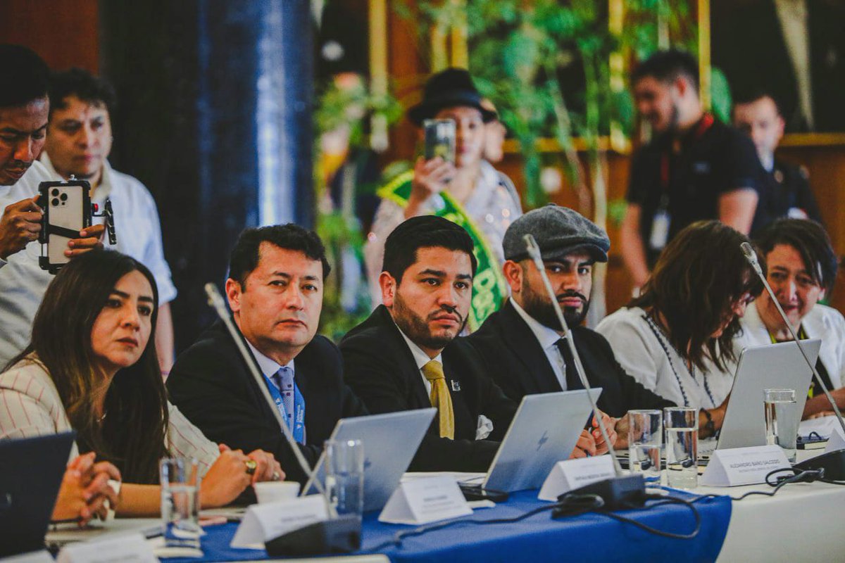 CJudicaturaEc's tweet image. 🟠 | #ComparecenciaCJ
Esta tarde, la Directora Nacional de Acceso a los Servicios de Justicia, Gina Gómez De La Torre, compareció ante la @ComisionNinezAN de la @AsambleaEcuador, con motivo de la fiscalización a la prevención, erradicación, y sanción de la violencia sexual…