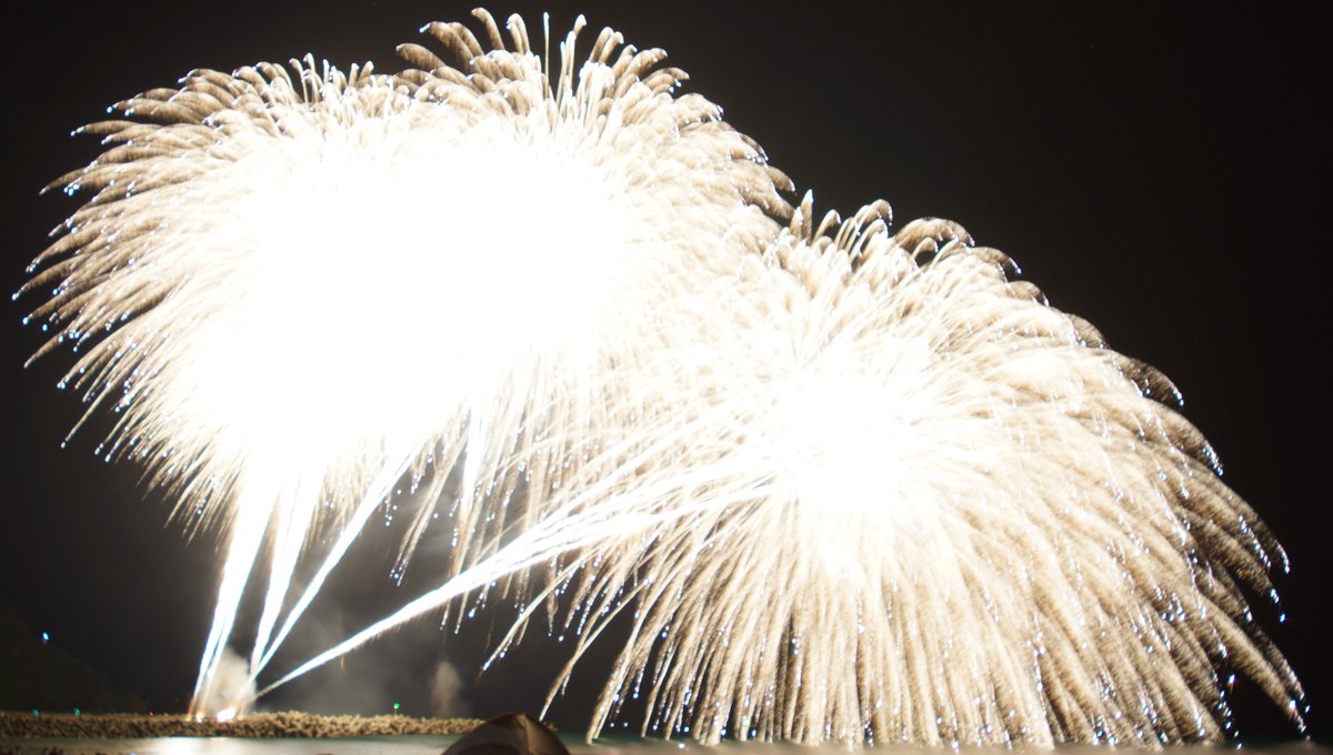 データベーステクノロジのブログを更新しました(=˚●^=)🎆
▶今年初花火大会 | 株式会社データベーステクノロジ db-tec.com/index.php/cate…