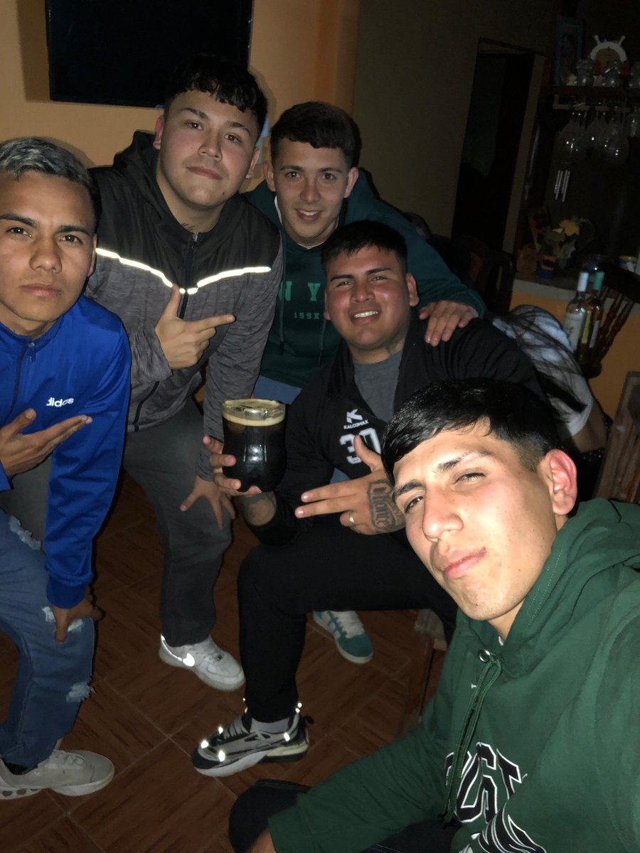 Si necesitan motivar su cumple ,nos llaman👇😂
