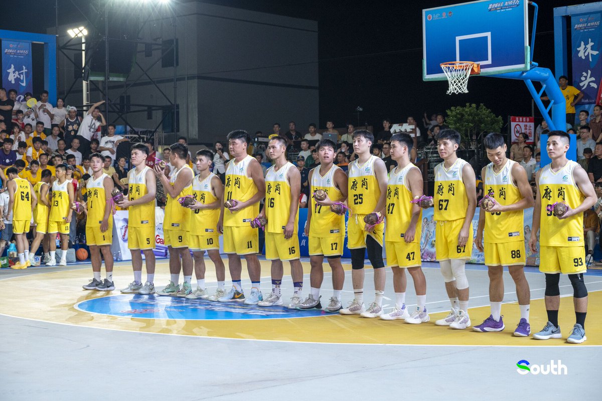 thisisGBA's tweet image. #Guangdong | 🏀🌿 Slam Dunk Meets Local Flavors! The #Maoming Dianbai Basketball League is HERE! 🎉
🔥 Game ON! 24 teams, 16 days of hoops action—but wait till you see the real MVP: Dianbai’s agricultural treasures! 🍌🦐
✨ Opening Ceremony Highlights:…