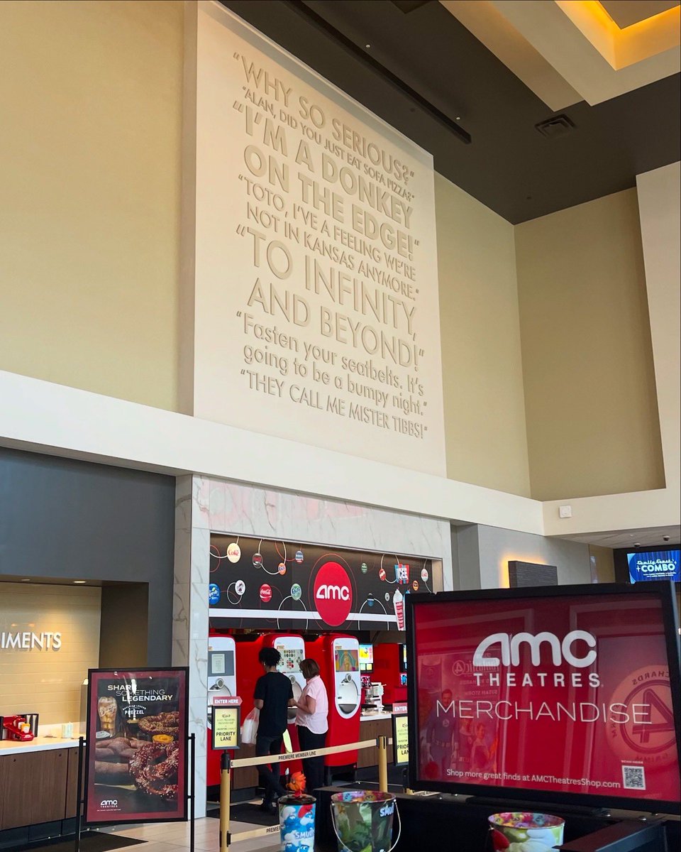 MaxWrightSCAD's tweet photo. The Naked Gun preview screening in Atlanta! Thank you @AARP and @ParamountPics for the preview screening of @NakedGunMovie. The Naked Gun is fully cocked and a great legacy sequel to the classic action-comedy series! #NakedGun #AARP #ParamountPics https://t.co/L5qbRr5e5r