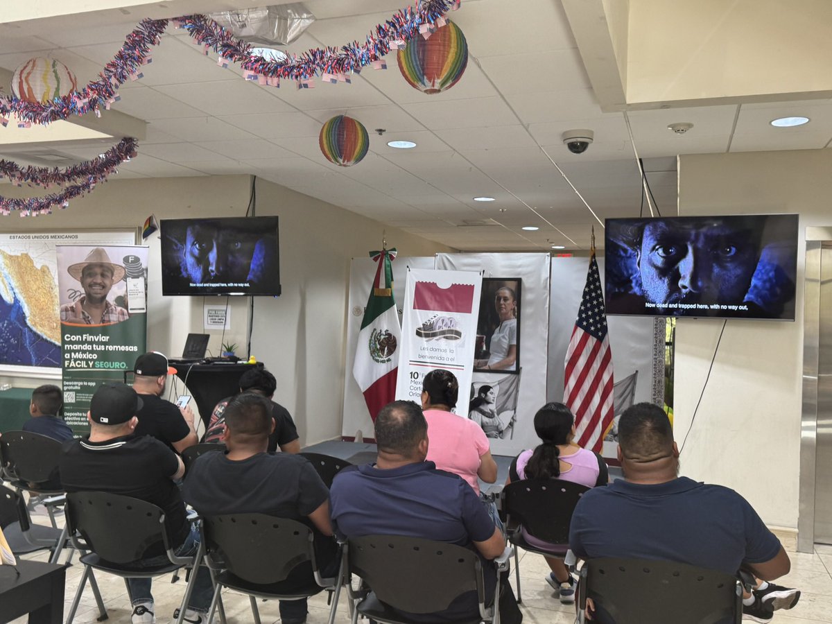 ConsulMexOrl's tweet image. Continua el 10° Festival Mexicano de Cine y Cortometrajes en Orlando, #ShortFilmFestOrl
En donde se proyectaron los cortometrajes de la categoría Presencia Migrante:
1. The Ballad of Tita and the Machines 🎬
2. Sin nuestras manos🎬
3. Chuparrosas 🎬
Junto con la presencia de…