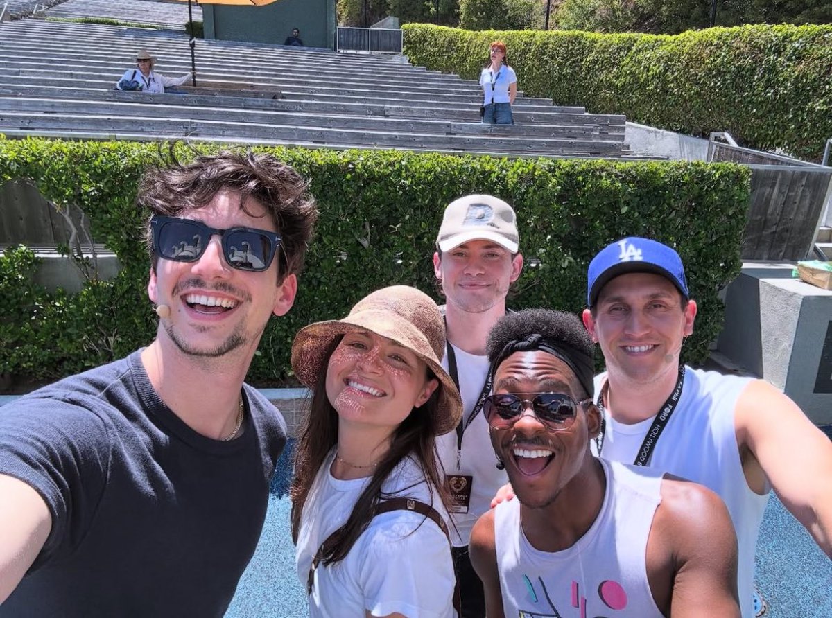 archivepippa's tweet image. phillipa with some of her jesus christ superstar castmates today via her instagram!!