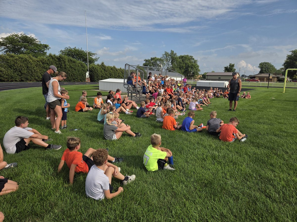 What a great first night of Little Foot Running Club!  Thank you to Coach Lisi on informing our young athletes on proper running form.  Looking forward to tomorrow night and meet night on Wednesday!