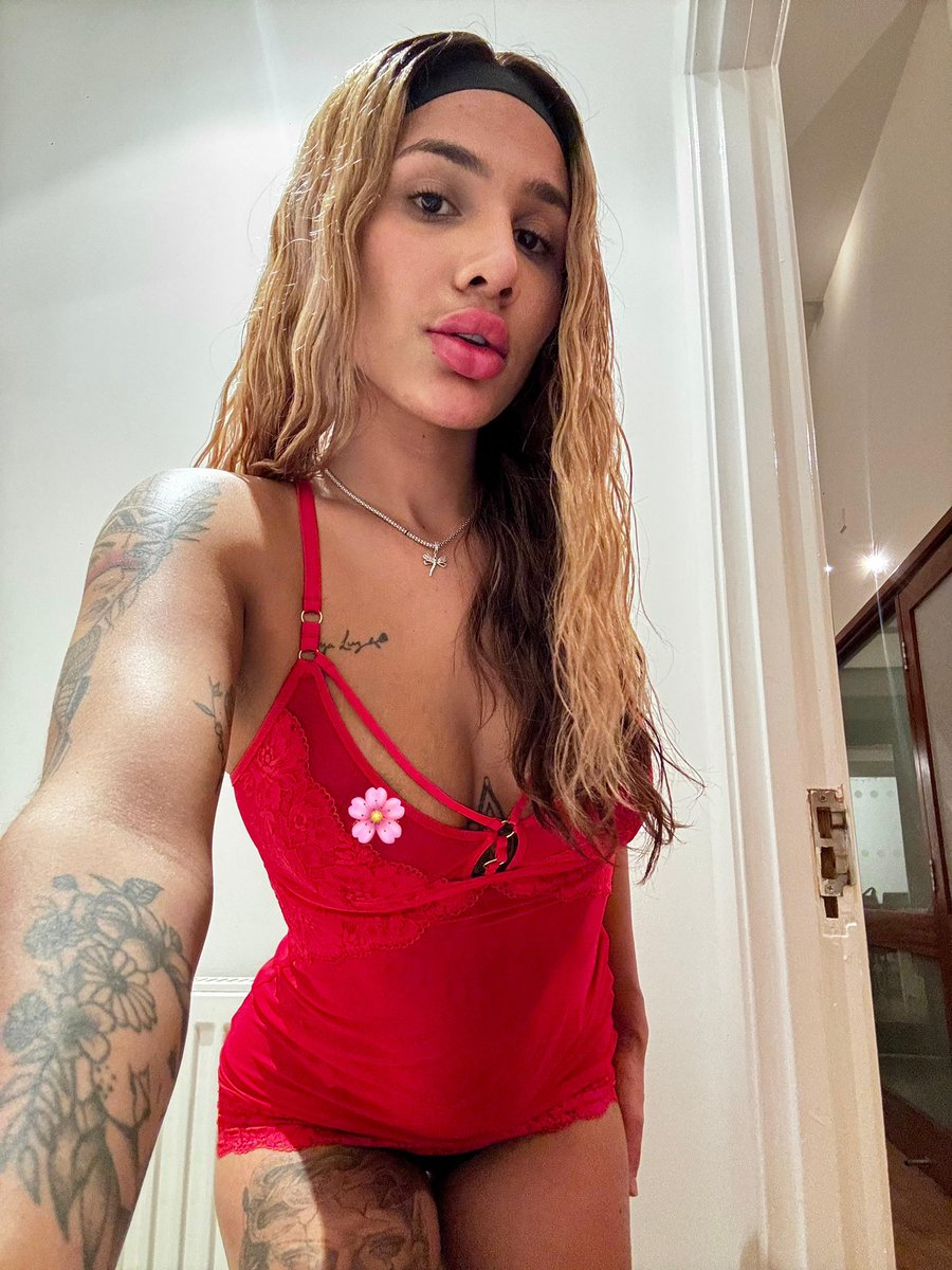 💋
