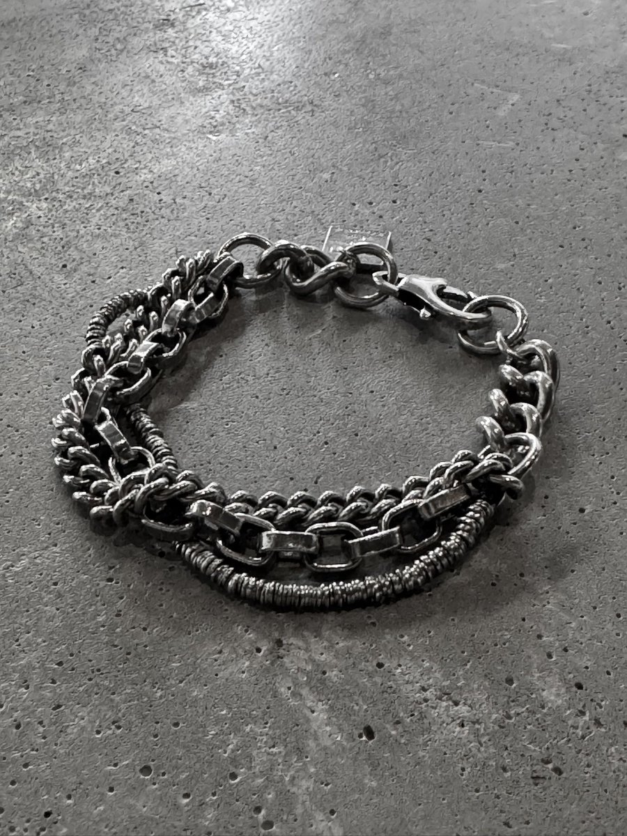 DARKWAVE_STORE's tweet image. [ GOTI ] JEWELRY 

New Arrivals at DARK WAVE 

d-a-r-k-w-a-v-e.com

📍 Singapore, orchardgateway 04-14, Orchard Road

#Goti #DarkWaveSg