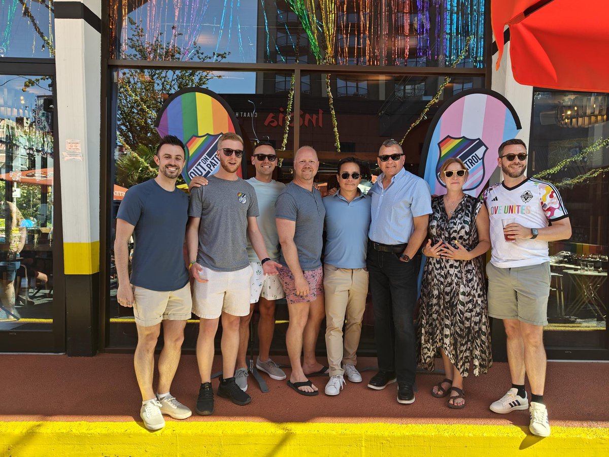 PeterMeiszner's tweet image. Joined our friends at @OutOnPatrol this afternoon in Davie Village to celebrate Pride Week in Vancouver. I really value and believe in this organization that supports 2SLGBTQ+ members of law enforcement and represents the community, while keeping our city safe.