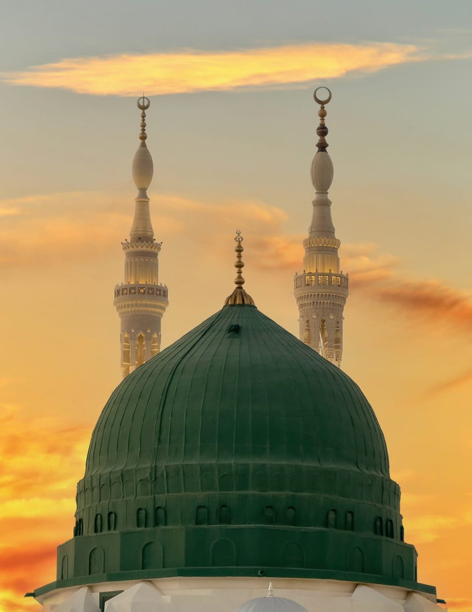 fe1_i4's tweet image. ساۓ میں تمہارے ہیں قسمت یہ ہماری ہے
قربان دل و جاں ہے کیا شان تمہاری ہے
کیا پیش کروں تُجھ کو کیا چیز ہماری ہے
یہ دل بھی تمہارا ہے یہ جاں بھی تمہاری ہے
♥️🌸
اللّٰهُمَّ صَلِّ عَلٰى سَيِّدِنَا وَمَوْلَانَا مُحَمَّدٍ وَّعَلٰى آلِهِ وَصَحْبِهِ وَبَارِكْ وَسَلِّمْ🌷🌙🦋