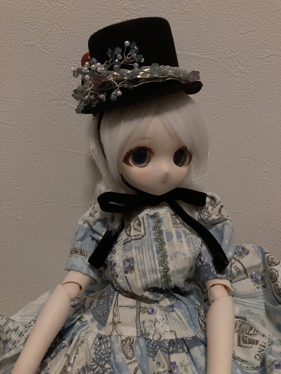 Ouri_Sumeragi's tweet image. ご機嫌よう✨
🌙月景堂🌙です。
新作シルクハットが出来ました💕
💎アクアオーラ
💎フローライト
💎エンジェライト
使用です。
⭐️お値段5,000円⭐️
購入したい方がいればDMでお知らせ下さい‼️
よろしくお願い致します🙏
#月景堂
#ドールオーナーさんと繋がりたい