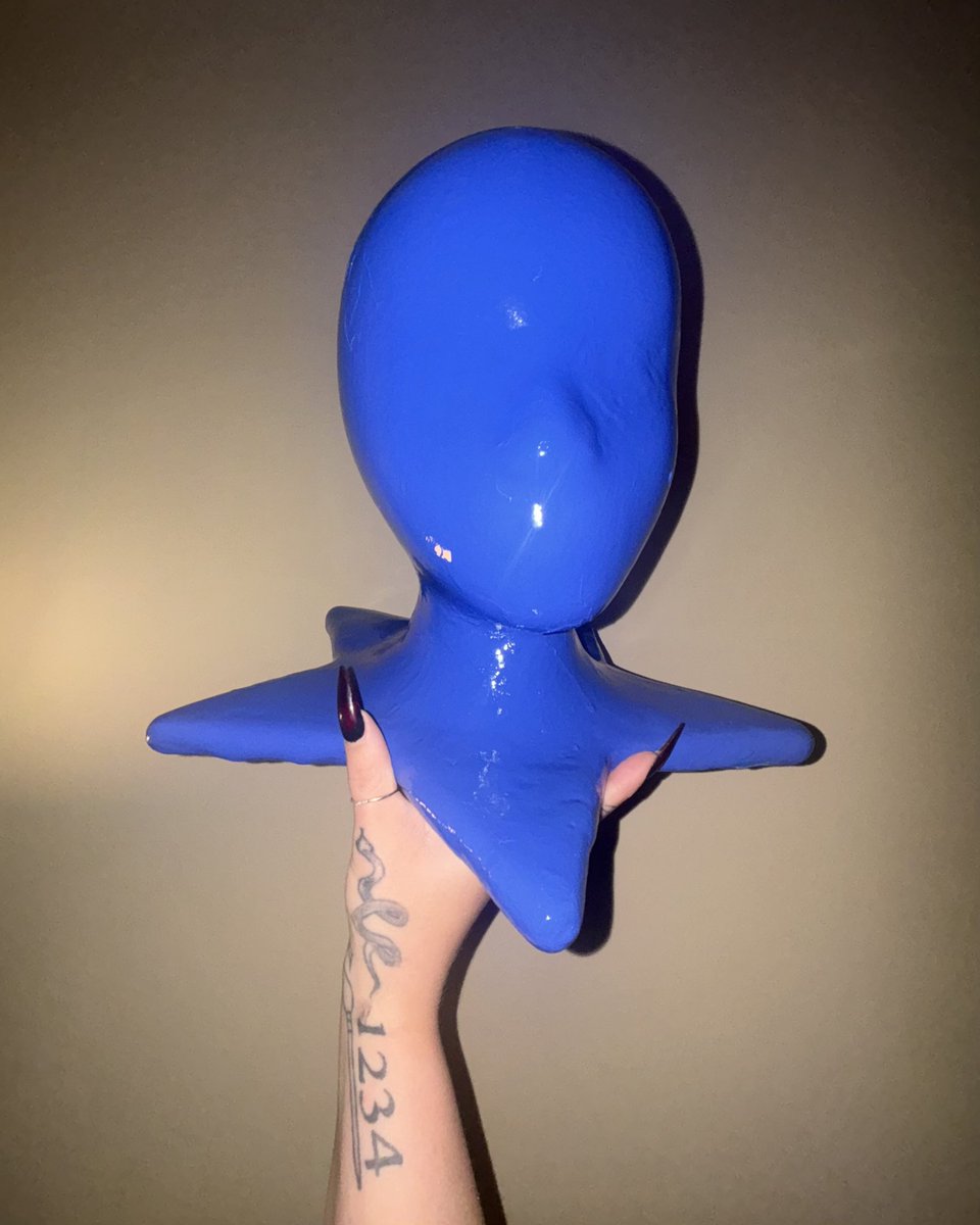 laneybabyart's tweet image. sculpted a star head to display my hats on