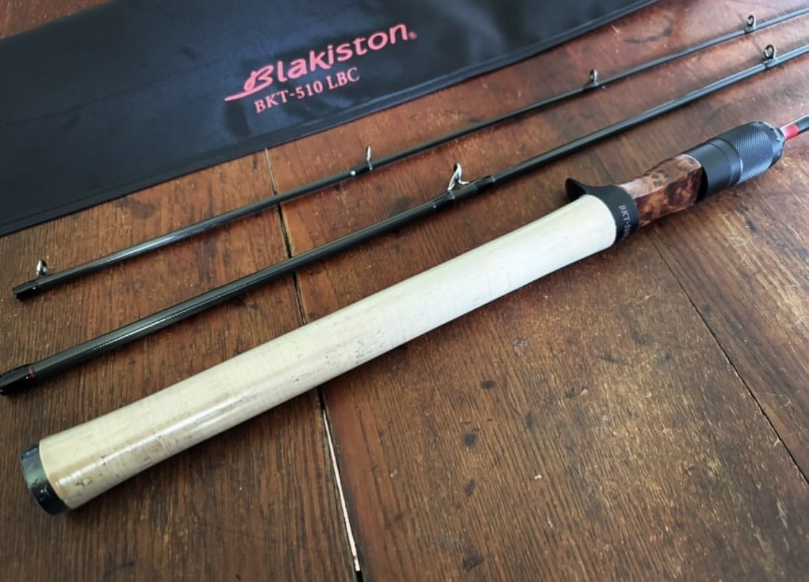 l_r_factory's tweet image. 《KDC様分》

【Blaliston BKT-510LBC】

《依頼内容》
リアグリップを75mm延長。
(変更前155mm→変更後230mm)

詳細↓
instagram.com/p/DMrJhzWv2L5/…

☆ガイド交換、グリップ・リールシート交換、その他カスタムのご依頼はDMにて気軽にお問い合わせください！

#lr_custom_rod
#customrod
#カスタムロッド