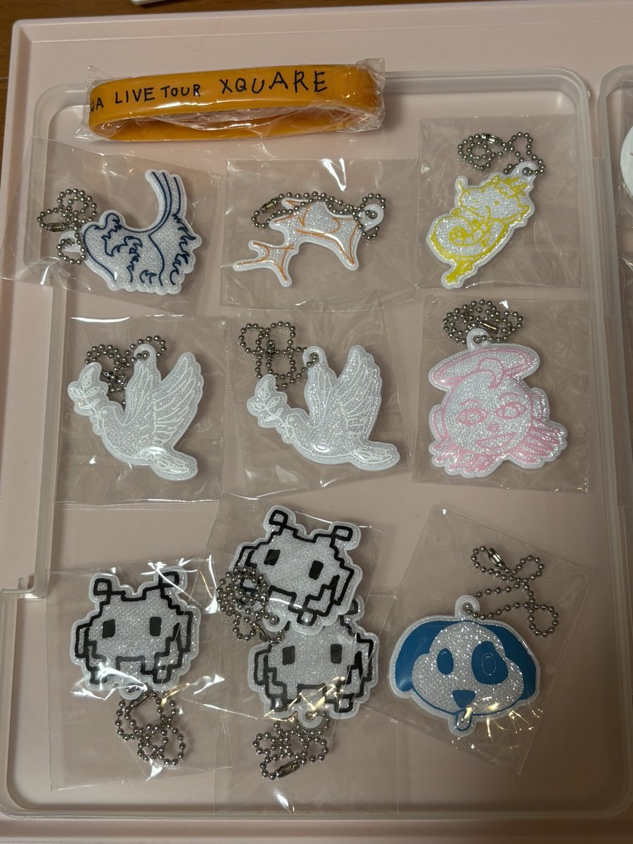 #INI交換 カプセルトイ交換

譲▷缶バッチ　池崎　尾崎　後藤　佐野　許　西　藤牧　松田
キーホルダー　池崎　尾崎　木村　後藤　佐野　西　藤牧
ラバーバンド　尾崎

求▷ラババン田島

異種交換希望。缶バッチは複数交換可。缶バッチのみ買取も可。郵送、INI現場での交換。よろしくお願いします