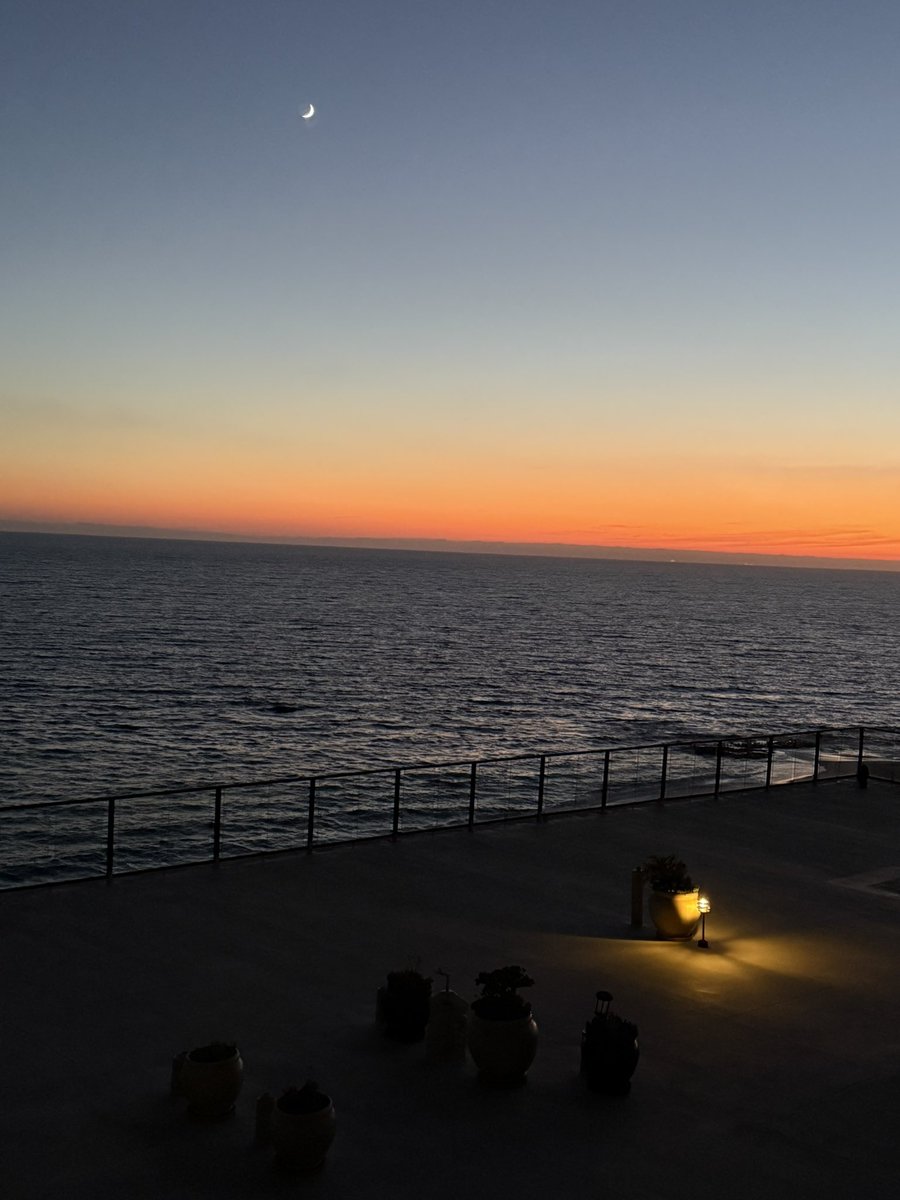 r_rm54021195's tweet image. Buona Sera :)
Hope you had an
amazing day❣️
loooooooong day ….
Will miss this ,
until the next time
❣️