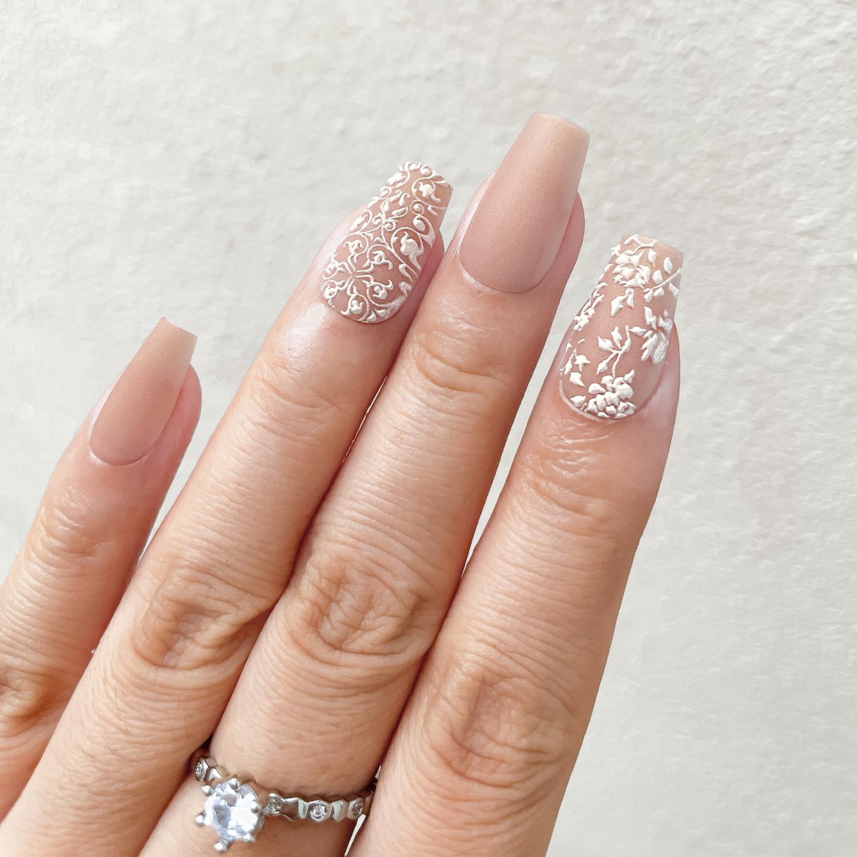 lumidinails's tweet image. Precision in shape. Power in silence.
Sharp. Minimal. Unapologetically luminous.
Glow Beyond Boundaries. One fingertip at a time.
#pressonnails #shortcoffinnails #boldminimalism #easyapplication #luminouslook
#fakenails #manicure #modernnailstyle #ecofriendly #sustainablebeauty