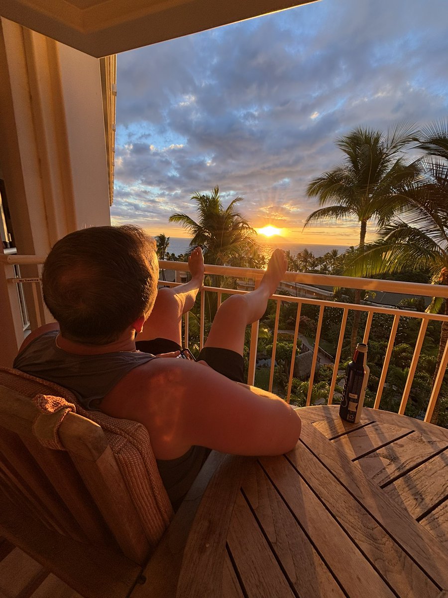 Chillin in longs

Chillin in life 

When you break free you don’t look back

No stress = blessed ❤️