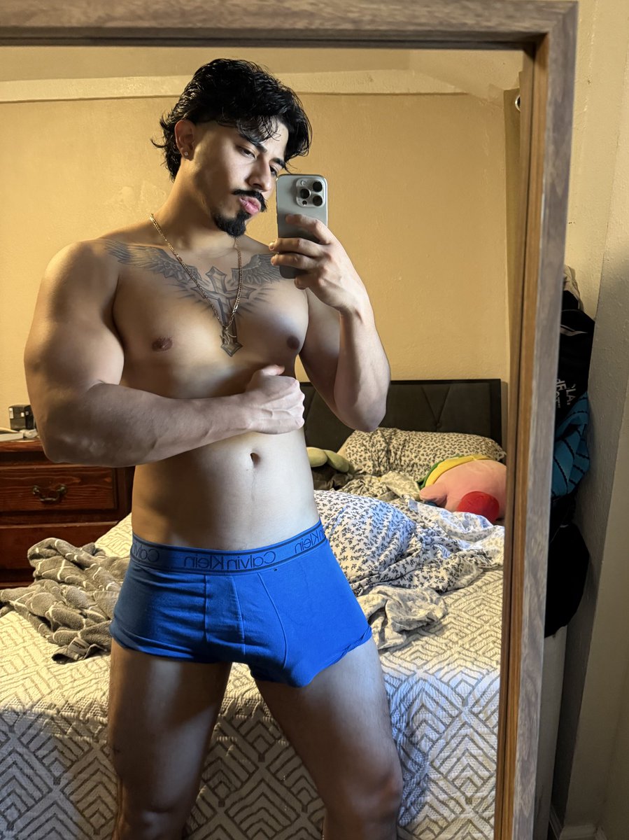 Check out my link 🍆🥵

uv.club/zamdrian