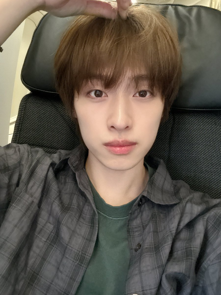 에유⍣ tweet media