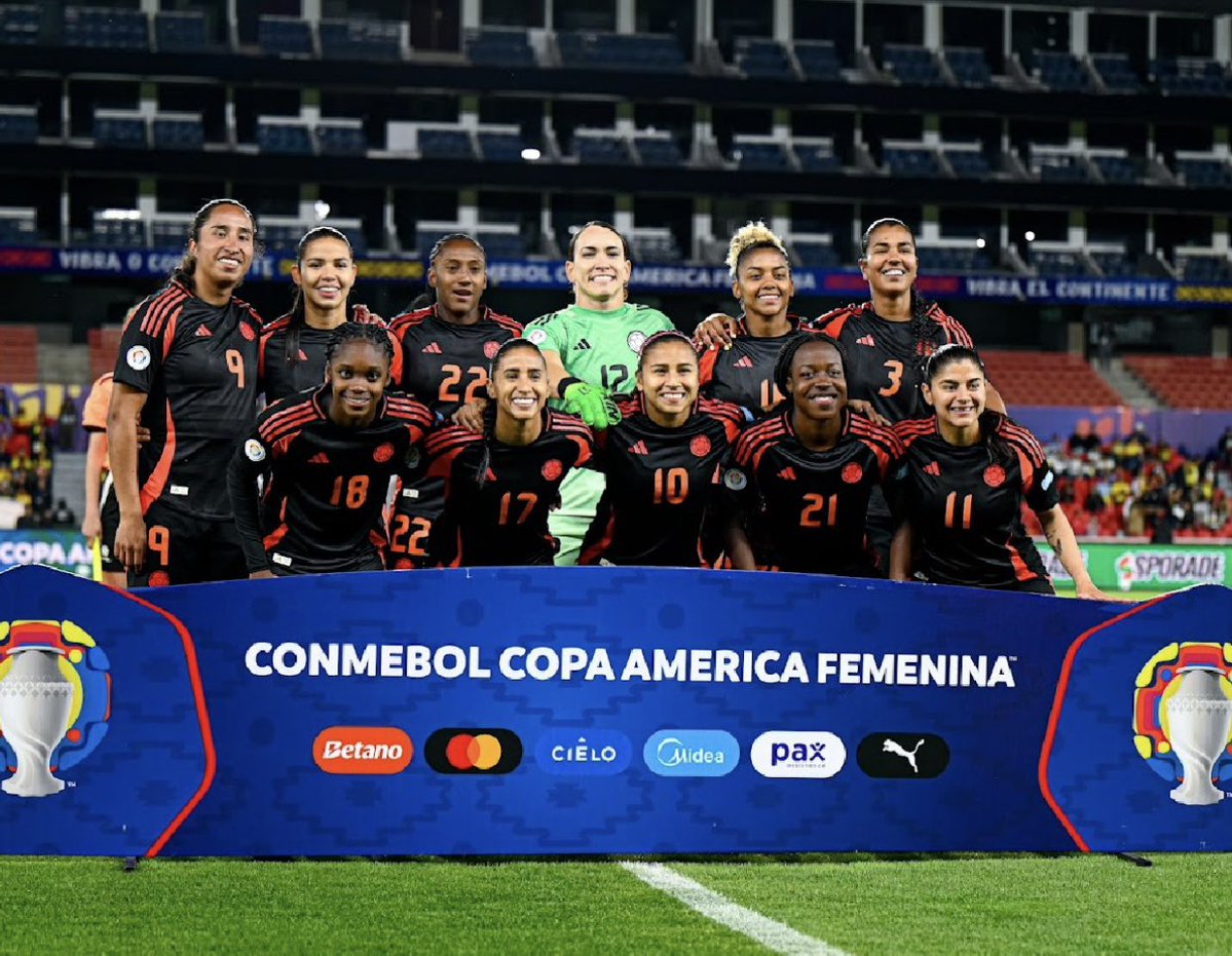 Carolina Castellanos (@carito1929) on Twitter photo ¡A LA FINALLL! En los penales la <a href="/FCFSeleccionCol/">Selección Colombia</a> superó a Argentina y jugará por el título de la #CopaAmericaFEM Además aseguró boleto a los Juegos Olímpicos de Los Ángeles 2028. El equipo fue de menos a más, pudo definir en el segundo tiempo. NECESITA mejorar la definición ¡A LA FINALLL! En los penales la <a href="/FCFSeleccionCol/">Selección Colombia</a> superó a Argentina y jugará por el título de la #CopaAmericaFEM Además aseguró boleto a los Juegos Olímpicos de Los Ángeles 2028. El equipo fue de menos a más, pudo definir en el segundo tiempo. NECESITA mejorar la definición