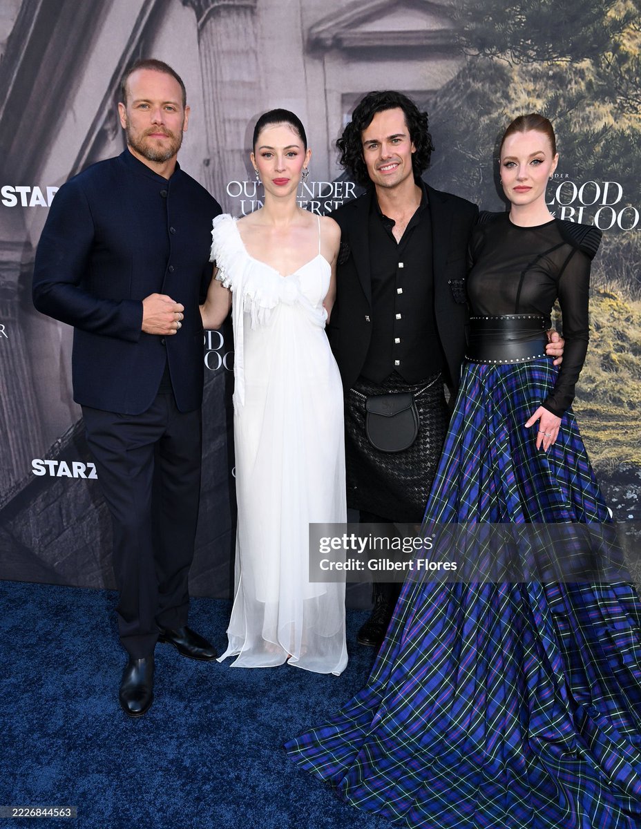 MY FAMILY LOOKS SO GOOD😍😍