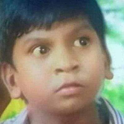 Meenash07295512's tweet image. வாய்ப்பு என்பது வடை மாதிரி...
நாம தான் காக்கா போல தூக்கணும்....
பீட்ஸா மாதிரி வீடு தேடி வரும்னு காத்திருக்கக்கூடாது....❤️🙋♀️