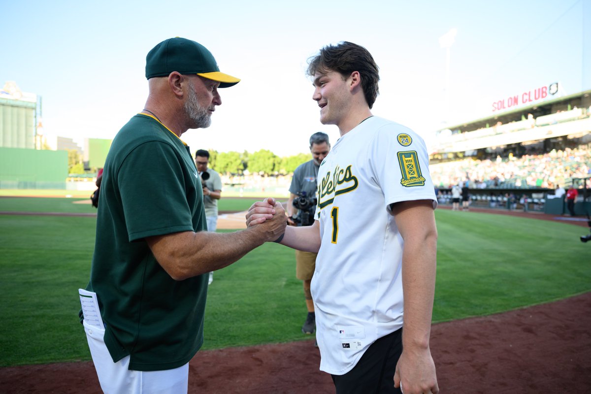 First pitch in Green &amp; Gold ✅