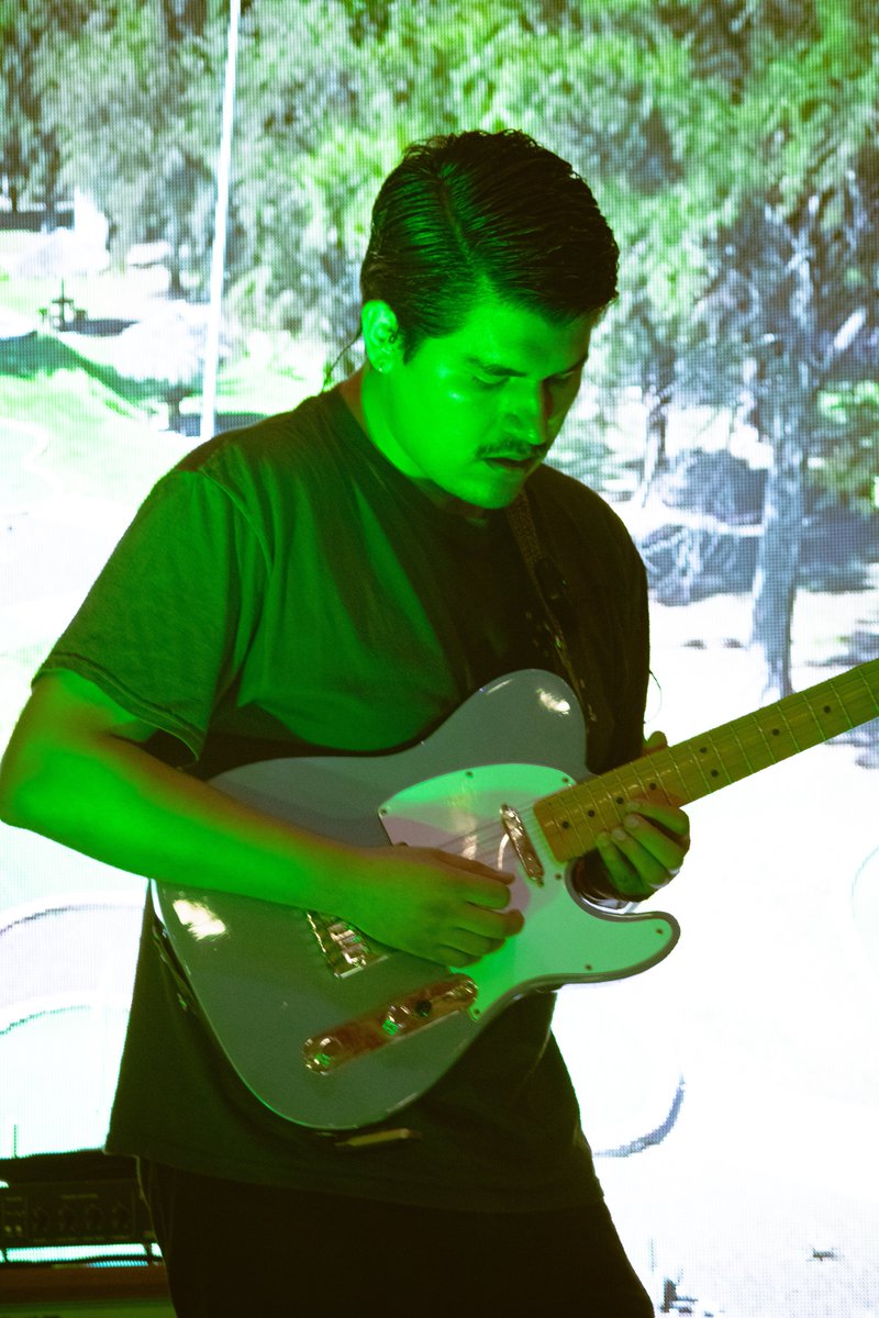 Todo Indie Rock tweet media