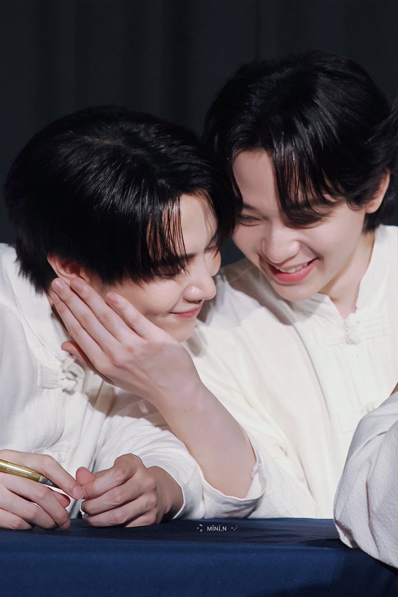 _mini_n's tweet image. ทำไมชั้นเขิลไปด้วยอะ 😳
#ADreamVoyageMaxkyBas_CNX
#แม็กกี้บาส #MaxkyBas #6CODE
#maxky_rp #บาสเด็กอ้วนที่แท้จริง