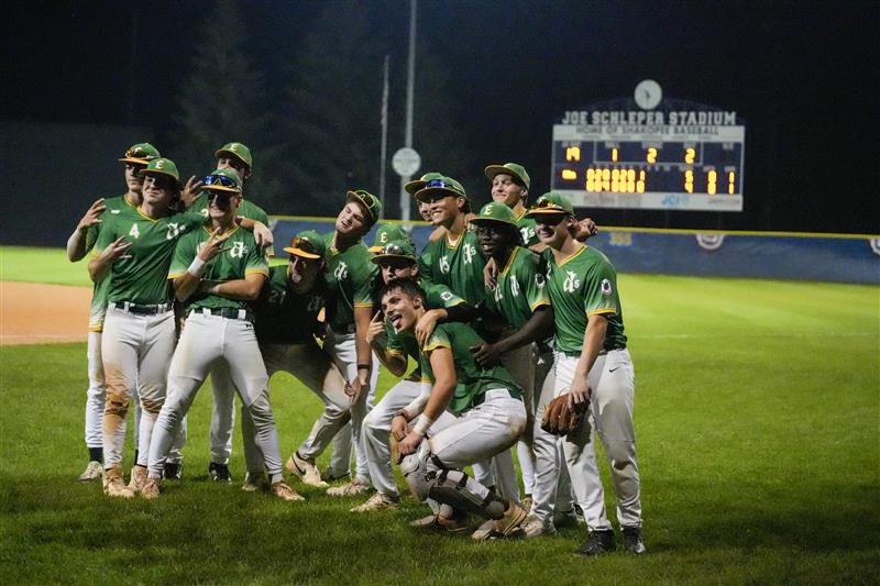 Edina A’s Post 471 tweet media