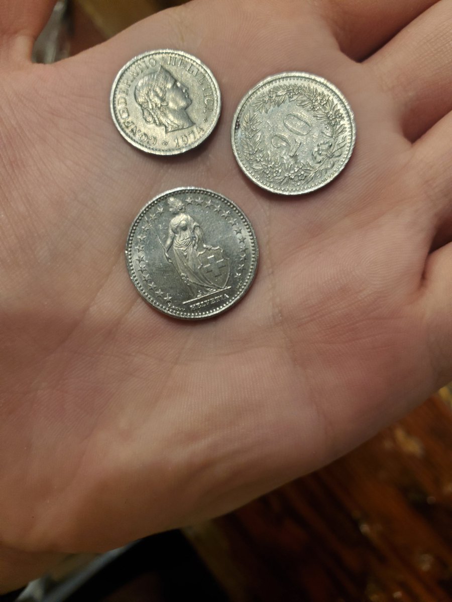 InconspicuRat's tweet image. Swiss tourists came by today so got some funny foreigner shekels