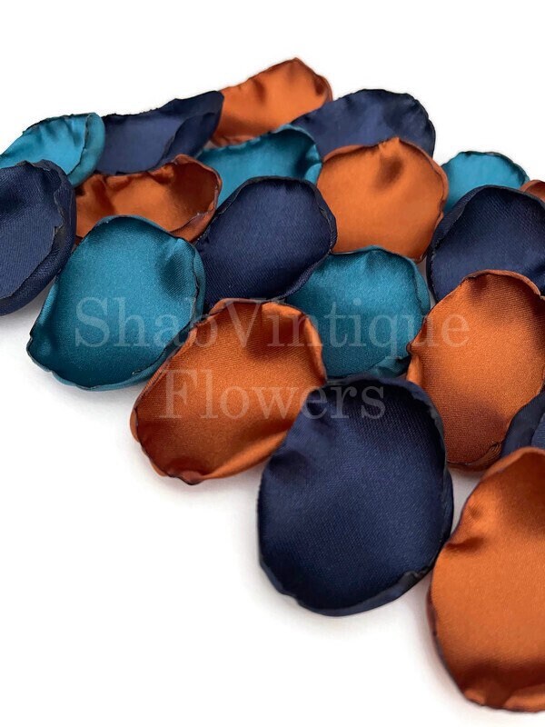 OurPlaceToNest's tweet image. New product: Dark Teal Navy Blue Copper Flower Petals, petals for flower girl basket, wedding aisle decor ππ½ππ½ nuel.ink/6jlele