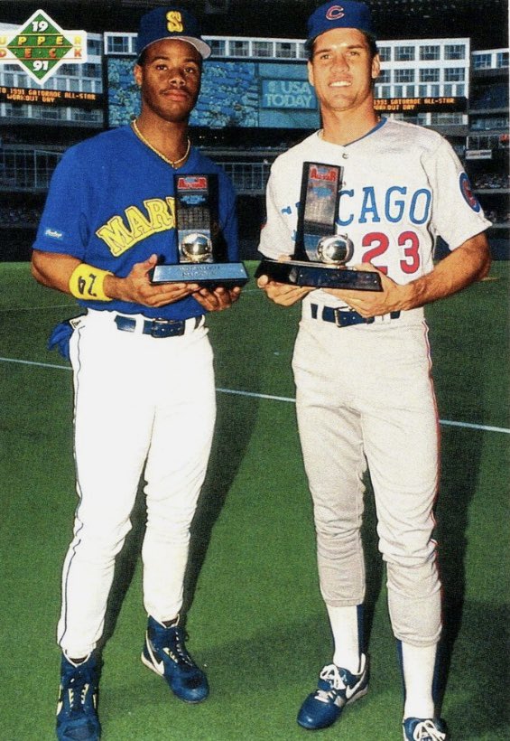 Players all-time to win an MVP, HR Derby &amp; 9+ Gold Glove Awards: 

Ryne Sandberg 
Ken Griffey Jr. 

#riprynesandberg ❤️