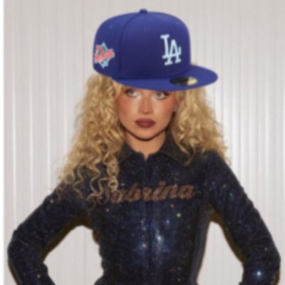 BREAKING:<a href="/Clark4Threeeee/">✞💎</a> has signed with 4️⃣3️⃣FC and has pulled a Demarcus cousins by accepting a massive paycut to ringchase with the winning side, ($5M 1 Year) Possible extension soon sources close to H43 tell me👀