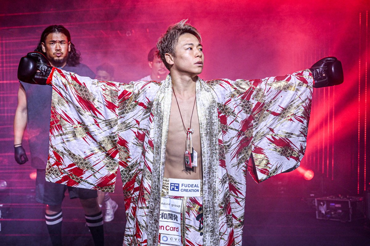 ONECHAMPJP's tweet image. \ 🎂 𝗛𝗮𝗽𝗽𝘆 𝗕𝗶𝗿𝘁𝗵𝗱𝗮𝘆 🎂/
きょう7月29日は
ONEフライ級キックボクシング2️⃣位の武尊🇯🇵の誕生日です!
おめでとうございます🎉
現在、アメリカ合宿中の武尊は
次戦でどのような姿を見せるのか!?
#WeAreONE #ONEチャンピオンシップ
