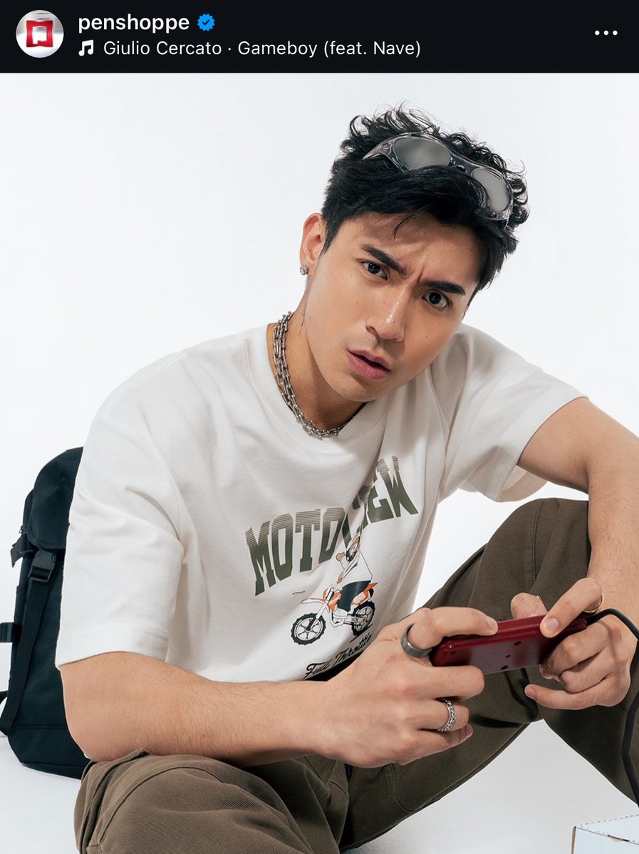 loveformikbrent's tweet image. miks, may papakilala ako sayo pwede maging boyfriend endorser din ng penshoppe…

engage: 
vt.tiktok.com/ZSS6PjVqp/
