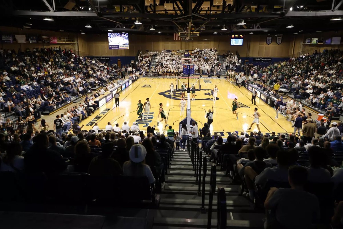 sawyer_dotson's tweet image. All glory to God! After a great conversation with Coach Smiley, and the Staff, I am blessed to receive an offer from the University of Northern Colorado! #GoBears
@BirdvilleHoops @Texasimpact413 @CoachHolman1 @JayFryeNBA @GASOMass @KevinMoses38 @Ani_Umana @CoachZay4 @GradyMajors