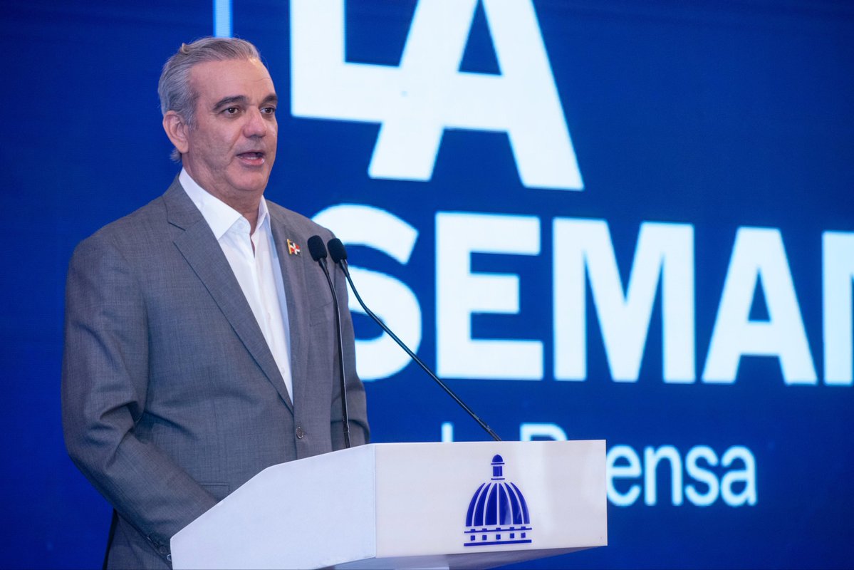 acentodiario's tweet image. Abinader anunció que el Código de Trabajo, tras haber perimido en el Congreso, será reintroducido por el Poder Ejecutivo en la legislatura que comienza el 16 de agosto y calcula que un mes después la pieza podría ser aprobada.
Más en acento.com.do/economia/abina… #Acento