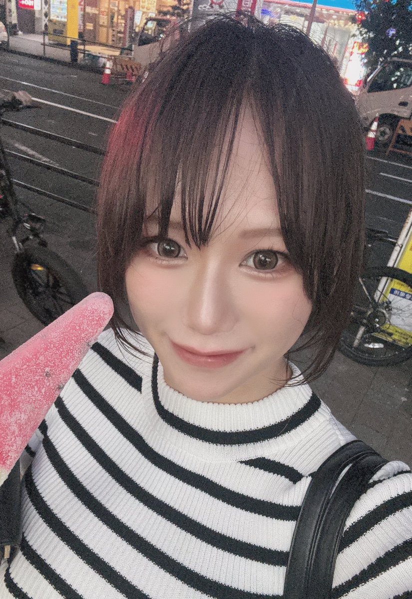 本日アシェランテ出勤ですー！
アイス食べたくなりますね🍦

とっても暑いので、お気をつけてお越しください🙇‍♀️
お待ちしてますね🌟

<a href="/Asherant1/">脱毛サロン アシェランテ</a> 

#脱毛サロン #ジェンダーフリー #新宿