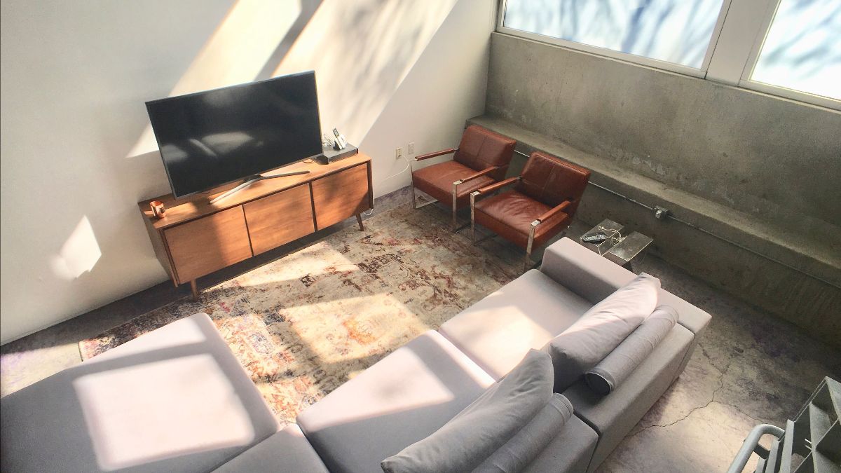 NeilMcD2000's tweet photo. For Lease  1130  Flower St. #113 - https://t.co/BfAstH2MgW https://t.co/Ez7bE8571p