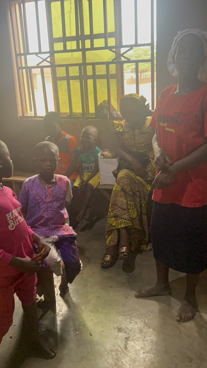 adewolaadekunl1's tweet image. As we trust God day by day, we humbly ask for your support to help cover our $725 rent need.
Your kindness—through giving, sharing, or praying—means more than words. 🙏
❤️ Please retweet, like &amp;amp; comment.
🔗 …balaiseiyanuevangelicalministries.org/donations/give…
#FaithInAction #Support #RentHelp