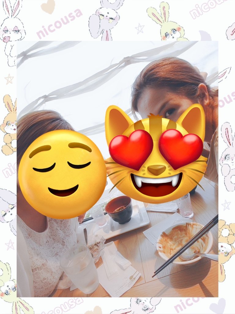 皆さん🍀
こんにちはയꕤ✨
#こんにちはリレー

先日 マッサージ講習会💆‍♀️ 
終わりの 写真右側✨
先輩が食事に誘って
くれたの😁✨
めっちゃキレイなお姉さん
でしょ💘
先輩は カレーお変わりしてたw
まおも 色々食べた日でした😅
最近 食べてばっかりw
↓↓↓