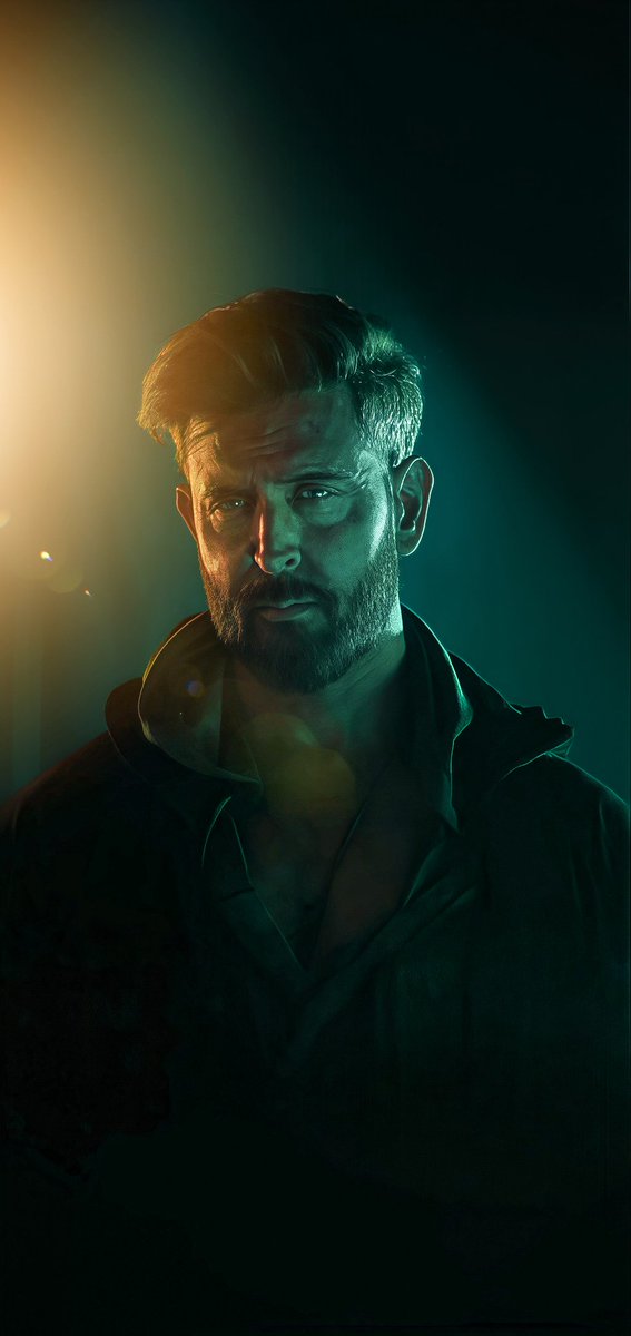 Deadlyspyagent's tweet image. You want to define screen presence? Just look at Hrithik Roshan. He is the definition of it. No one commands the frame like him.
#War2 #HrithikRoshan #ScreenPresence #YRFSpyUniverse
