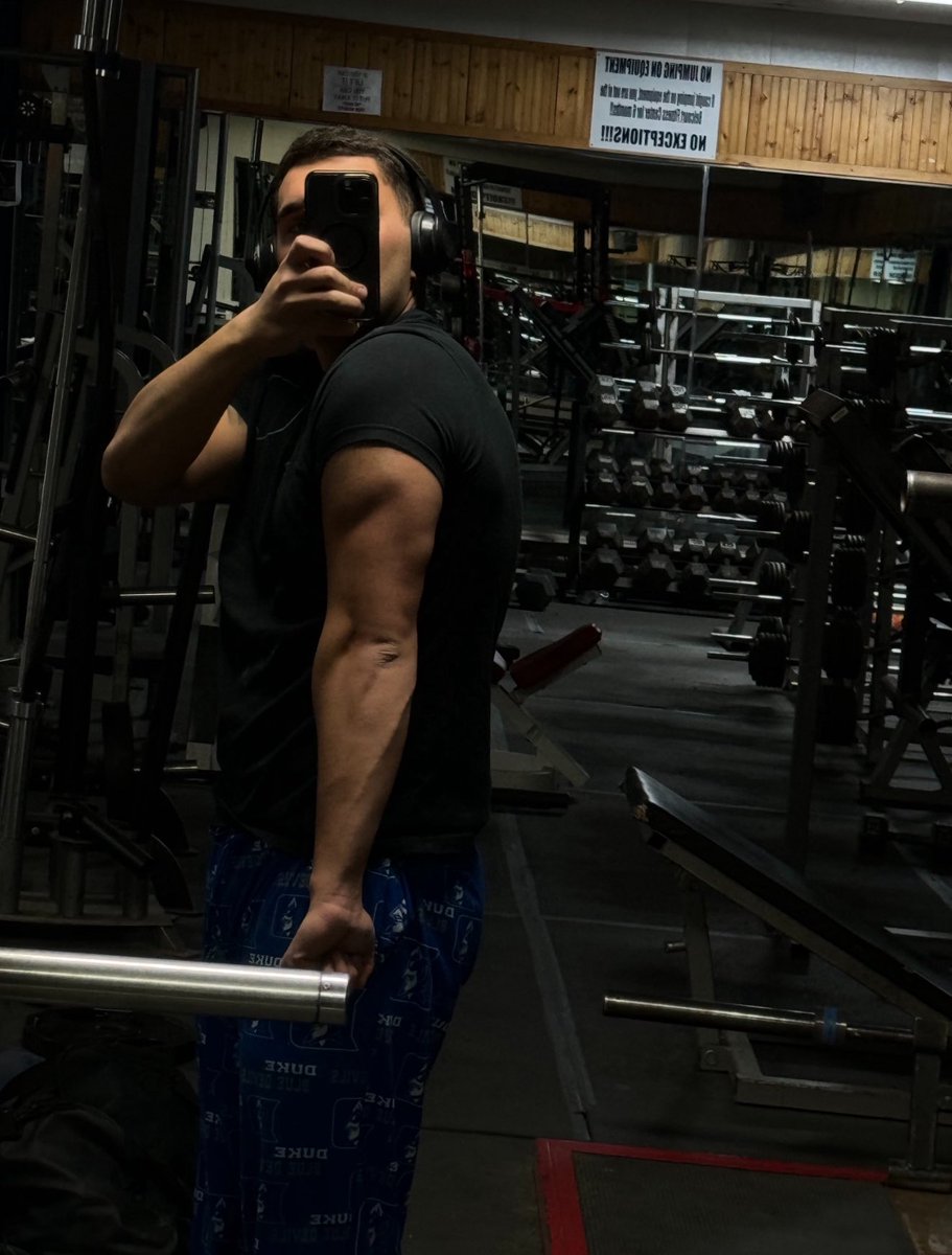 Old photo

But today I am 6 weeks post-op from knee surgery. Missing the weight room for sure