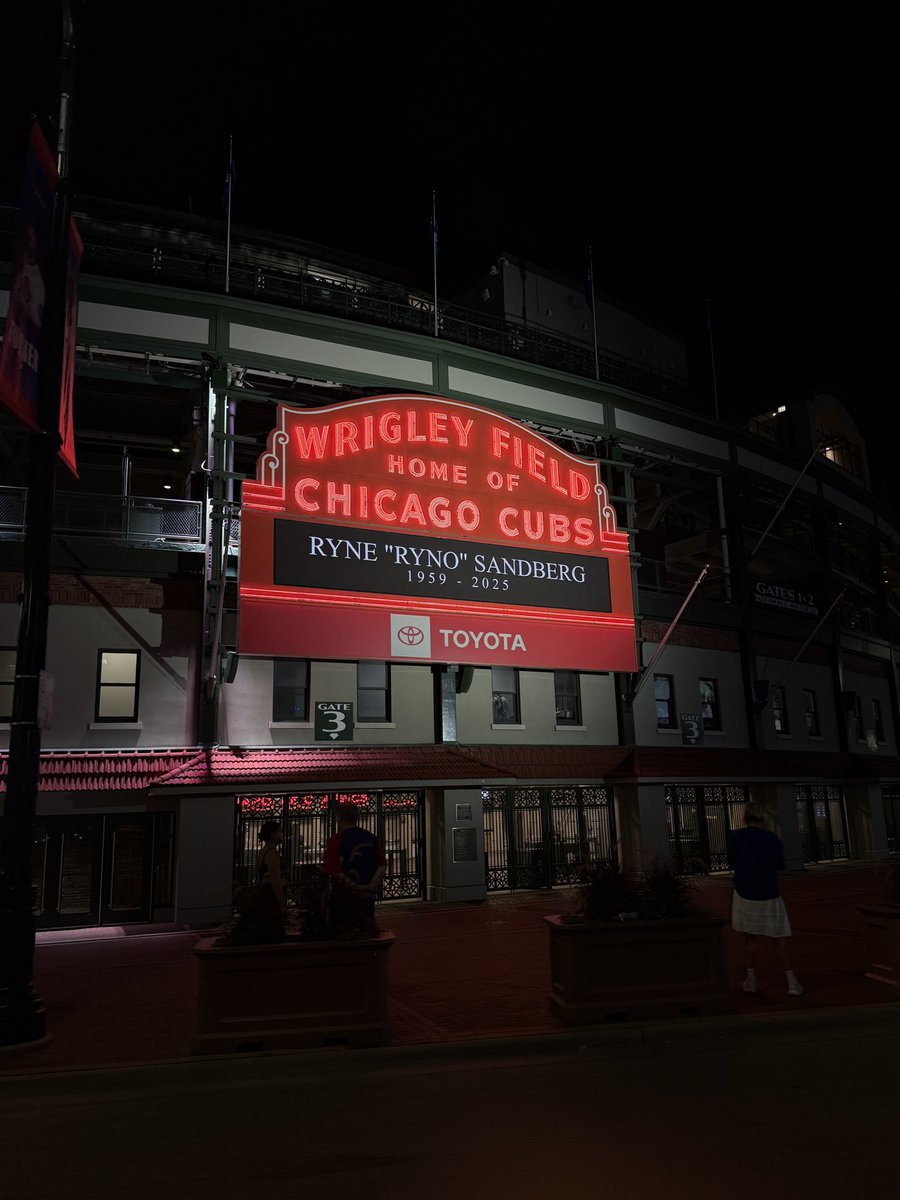 Wrigley Field (@wrigleyblog) on Twitter photo 