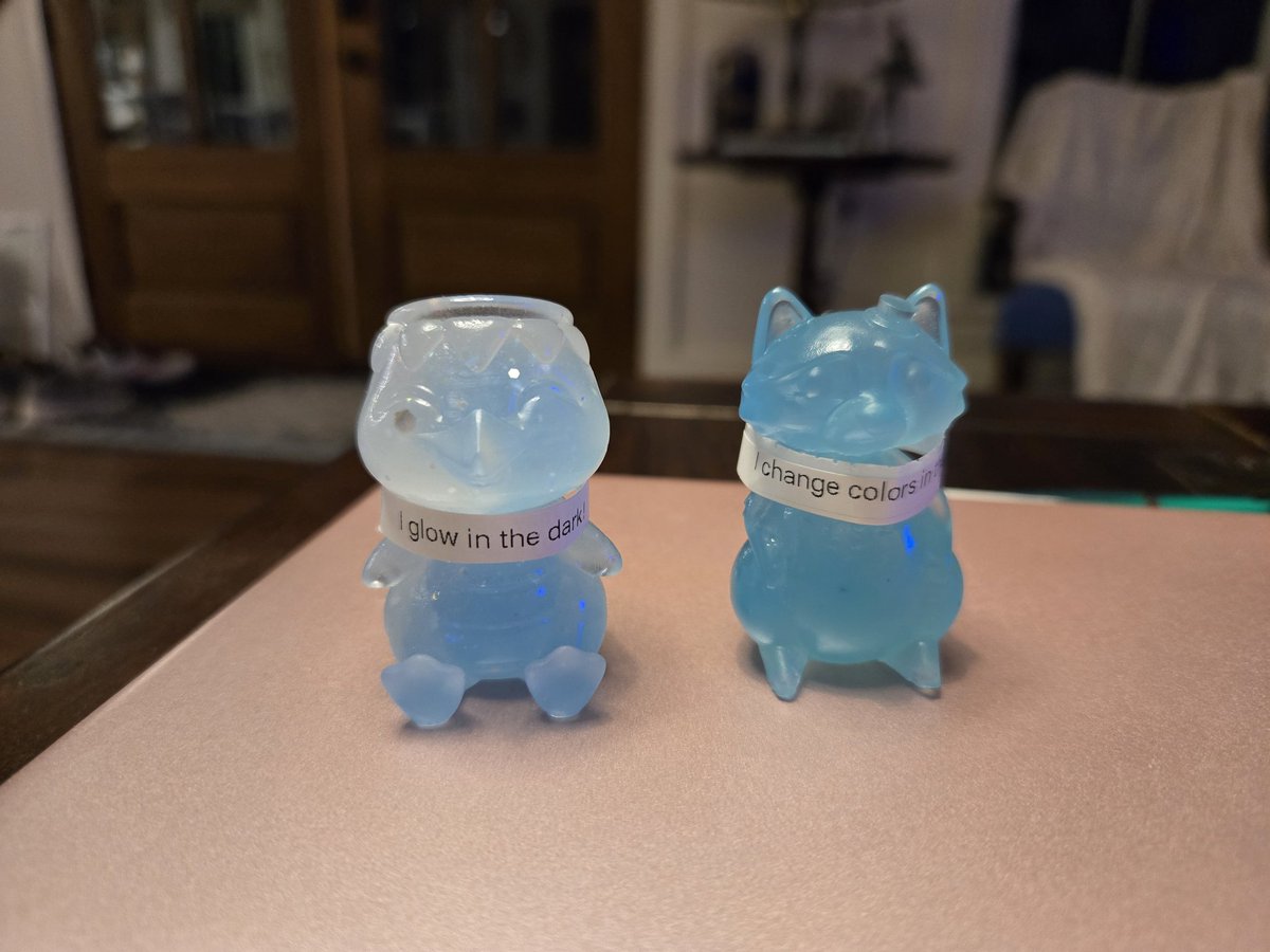 wkdbriss's tweet photo. My Kippi and Shibui blind bag items from @valorandvellum! They are so cute and one changes colors and the other glows in the dark! #SDCC2025 https://t.co/gfkNigxI1O